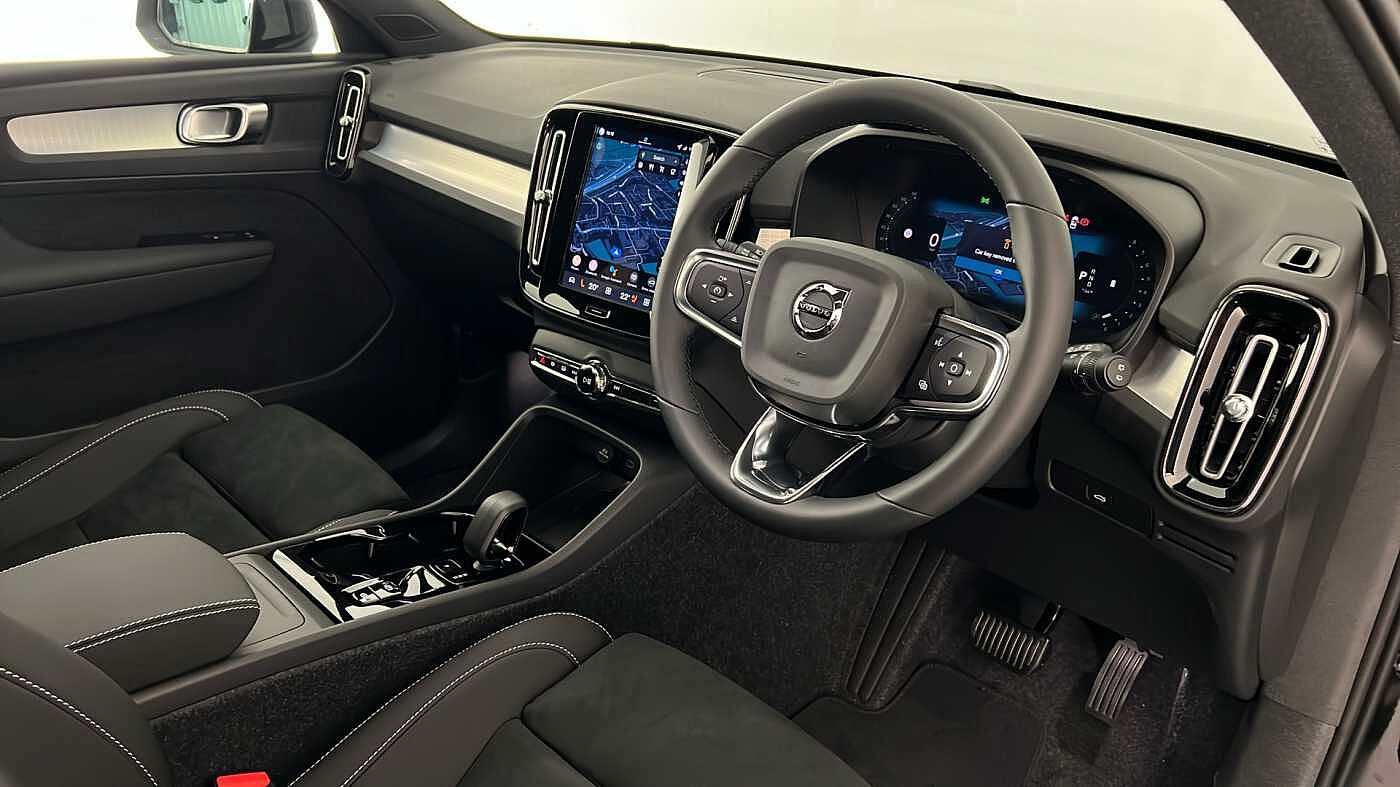 Used Volvo XC40 2025 for sale - 77532033: Photo 13