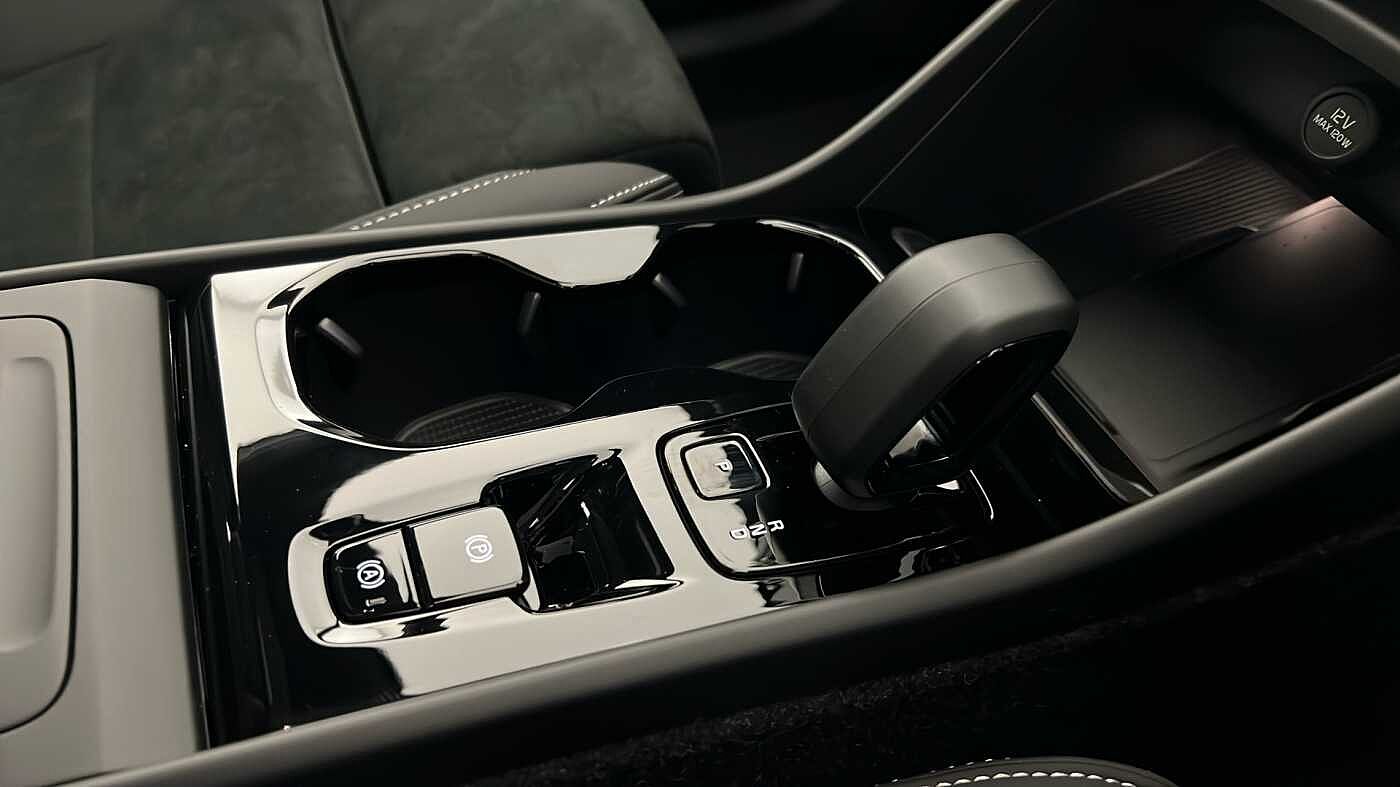 Used Volvo XC40 2025 for sale - 77532033: Photo 14