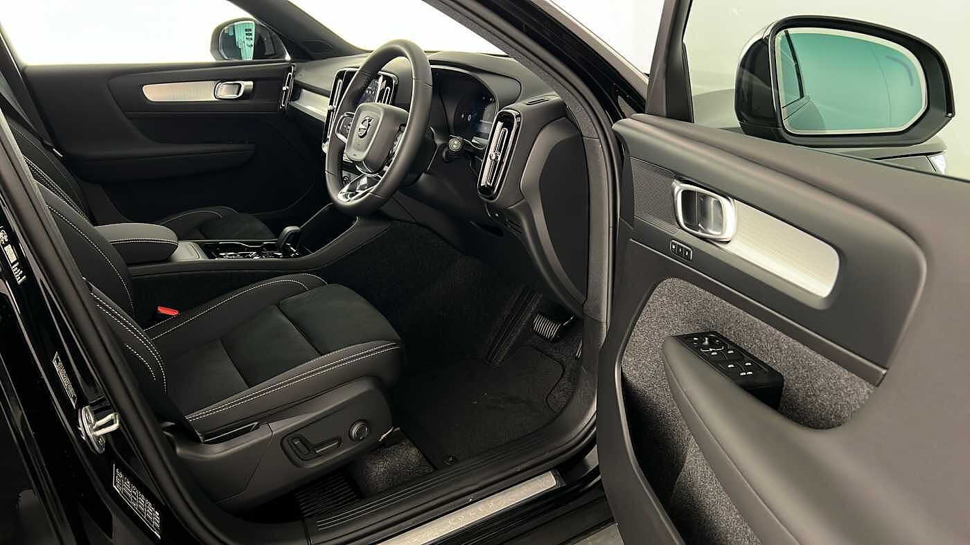 Used Volvo XC40 2025 for sale - 77532033: Photo 23