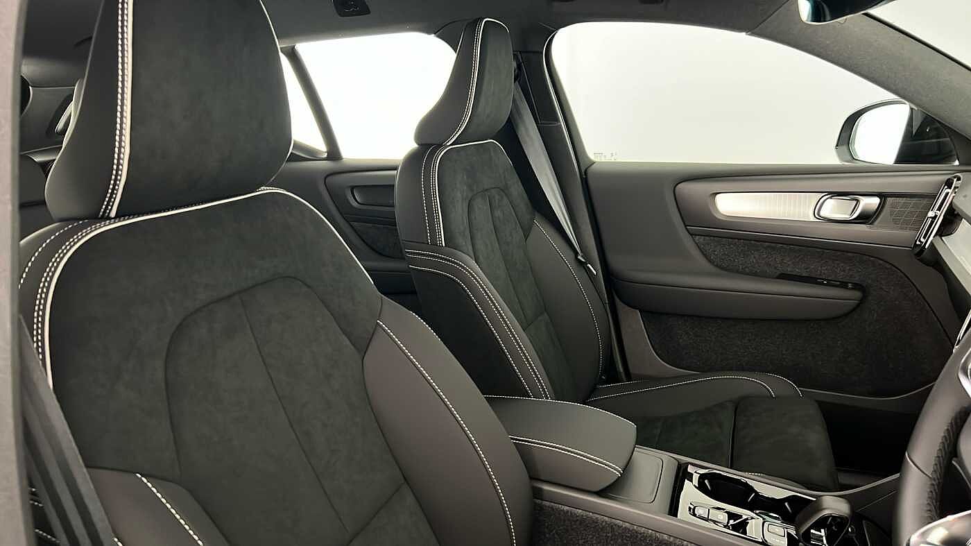 Used Volvo XC40 2025 for sale - 77532033: Photo 34