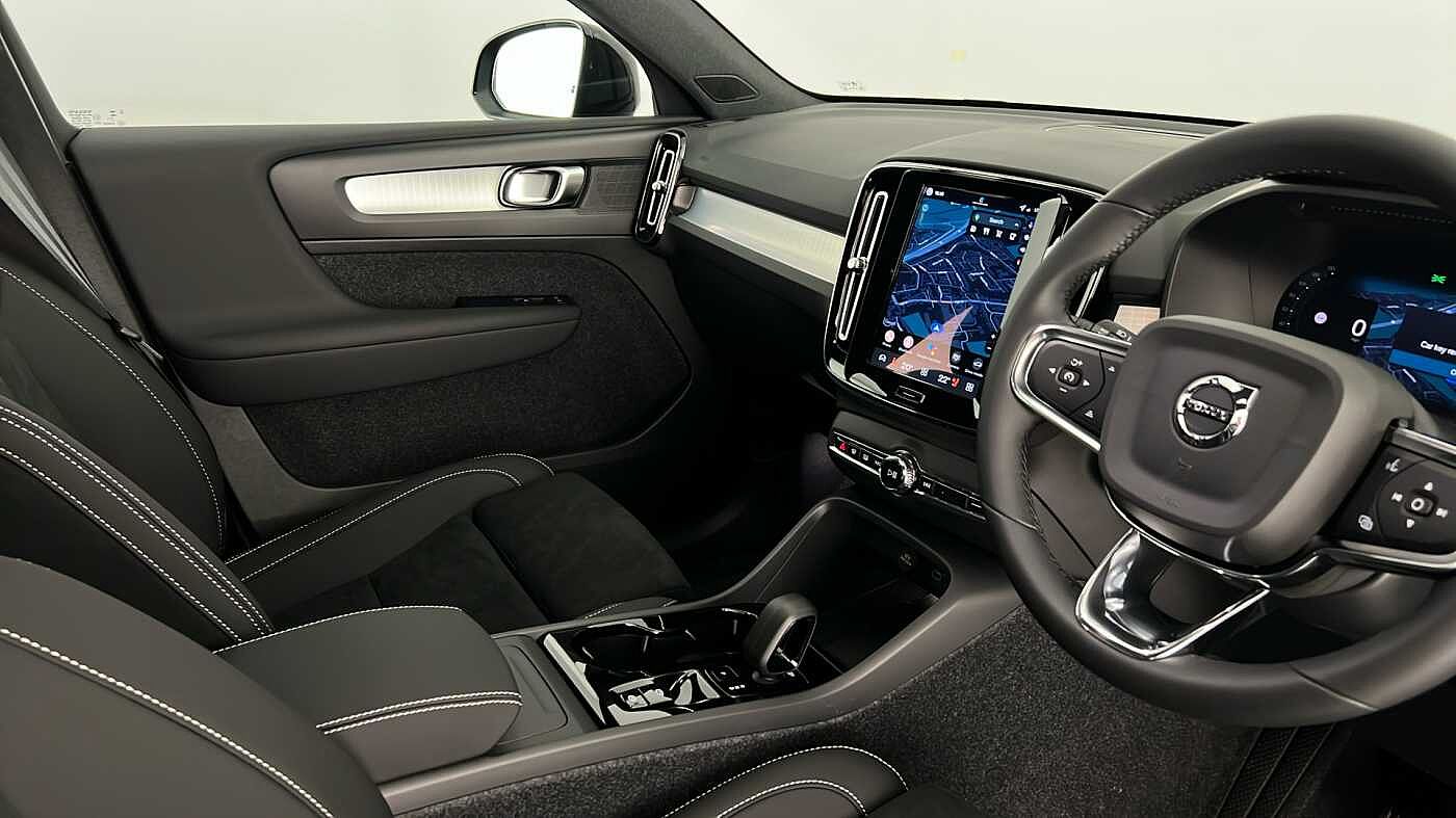 Used Volvo XC40 2025 for sale - 77532033: Photo 35