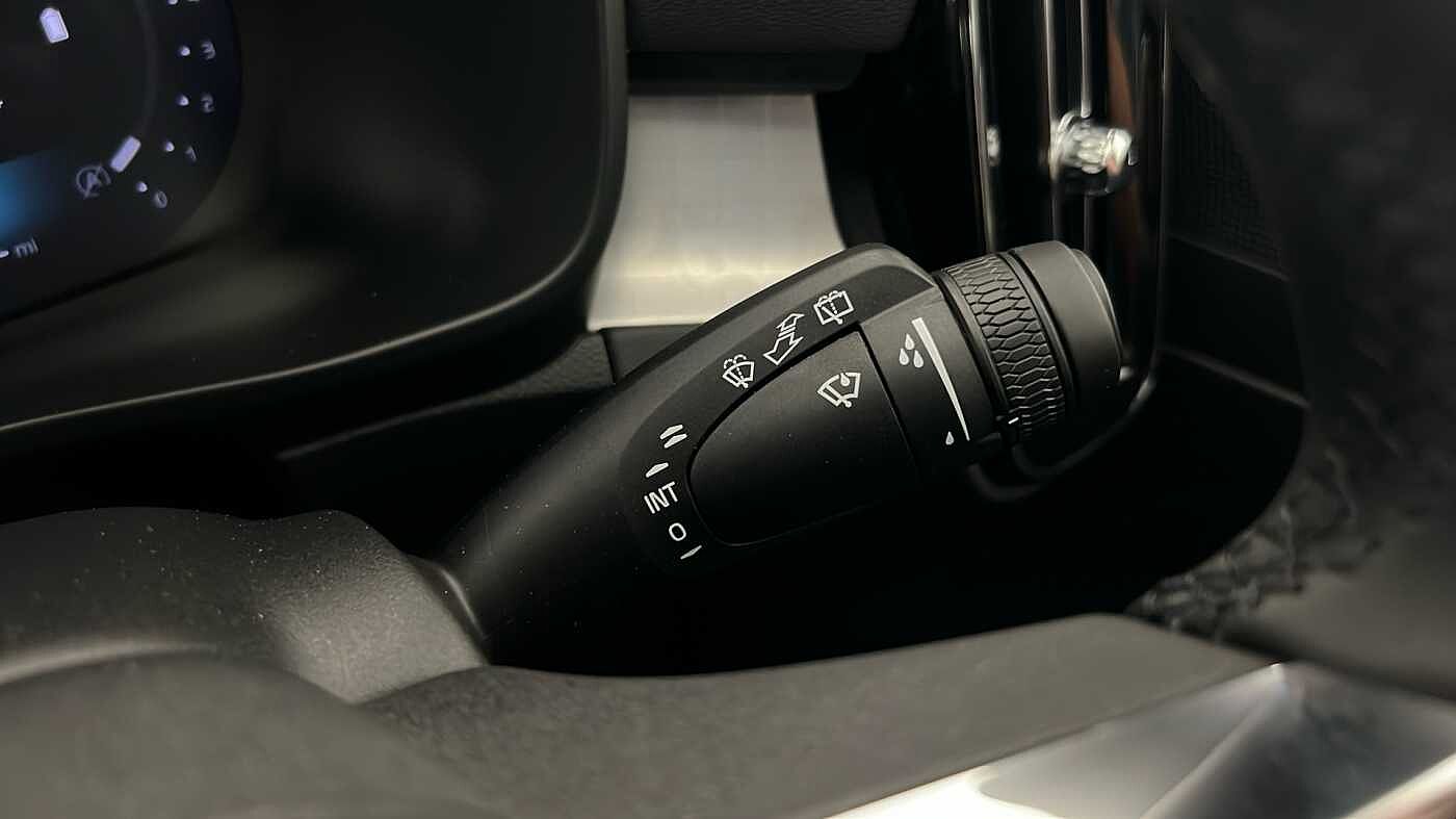 Used Volvo XC40 2025 for sale - 77532033: Photo 37