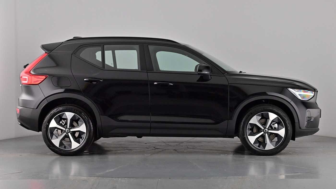 Used Volvo XC40 2025 for sale - 77532033: Photo 4
