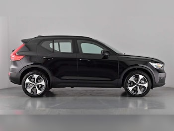Used Volvo XC40 2025 for sale - 77532033: Photo