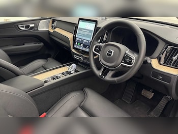 Used Volvo XC60 2025 for sale - 78596240: Photo
