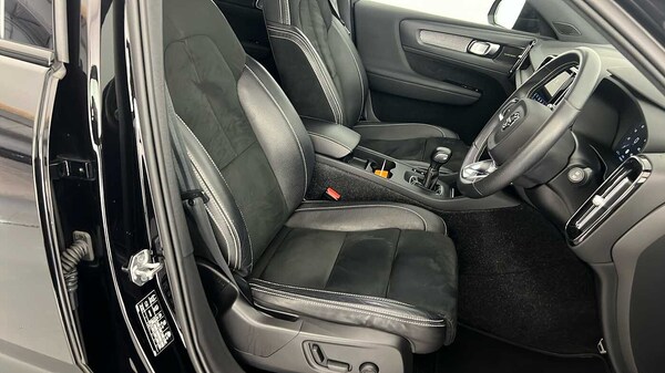 Used Volvo XC40 2020 for sale - 76332204: Photo 17