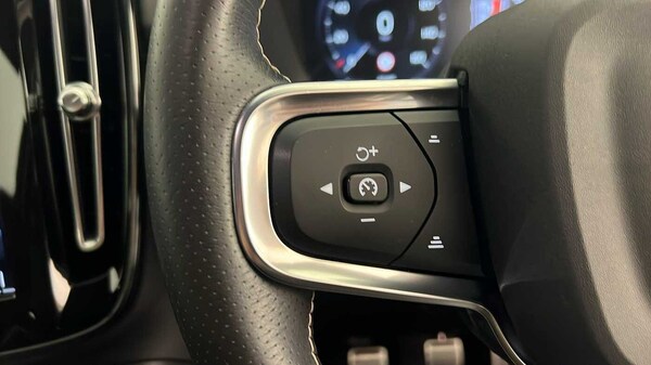Used Volvo XC40 2020 for sale - 76332204: Photo 19