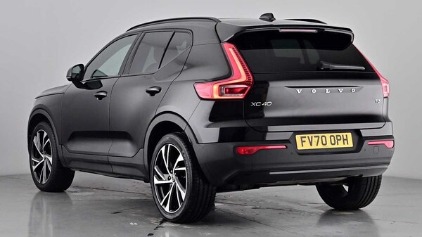 Used Volvo XC40 2020 for sale - 76332204: Photo 2