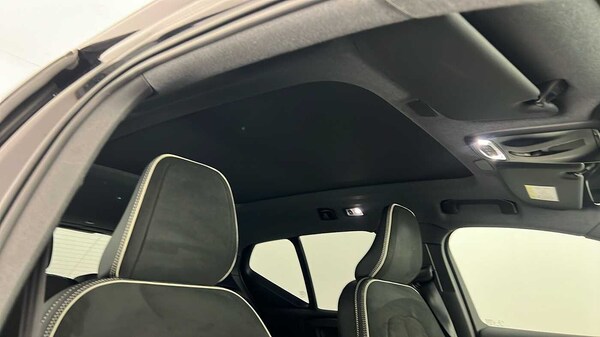 Used Volvo XC40 2020 for sale - 76332204: Photo 33