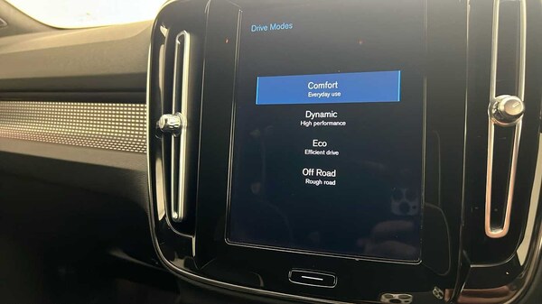 Used Volvo XC40 2020 for sale - 76332204: Photo 39
