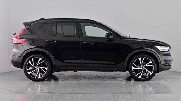 Used Volvo XC40 2020 for sale - 76332204: Photo 3