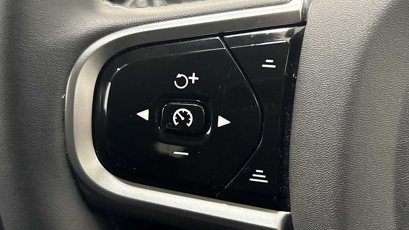 Used Volvo XC90 2025 for sale - 76834736: Photo 31