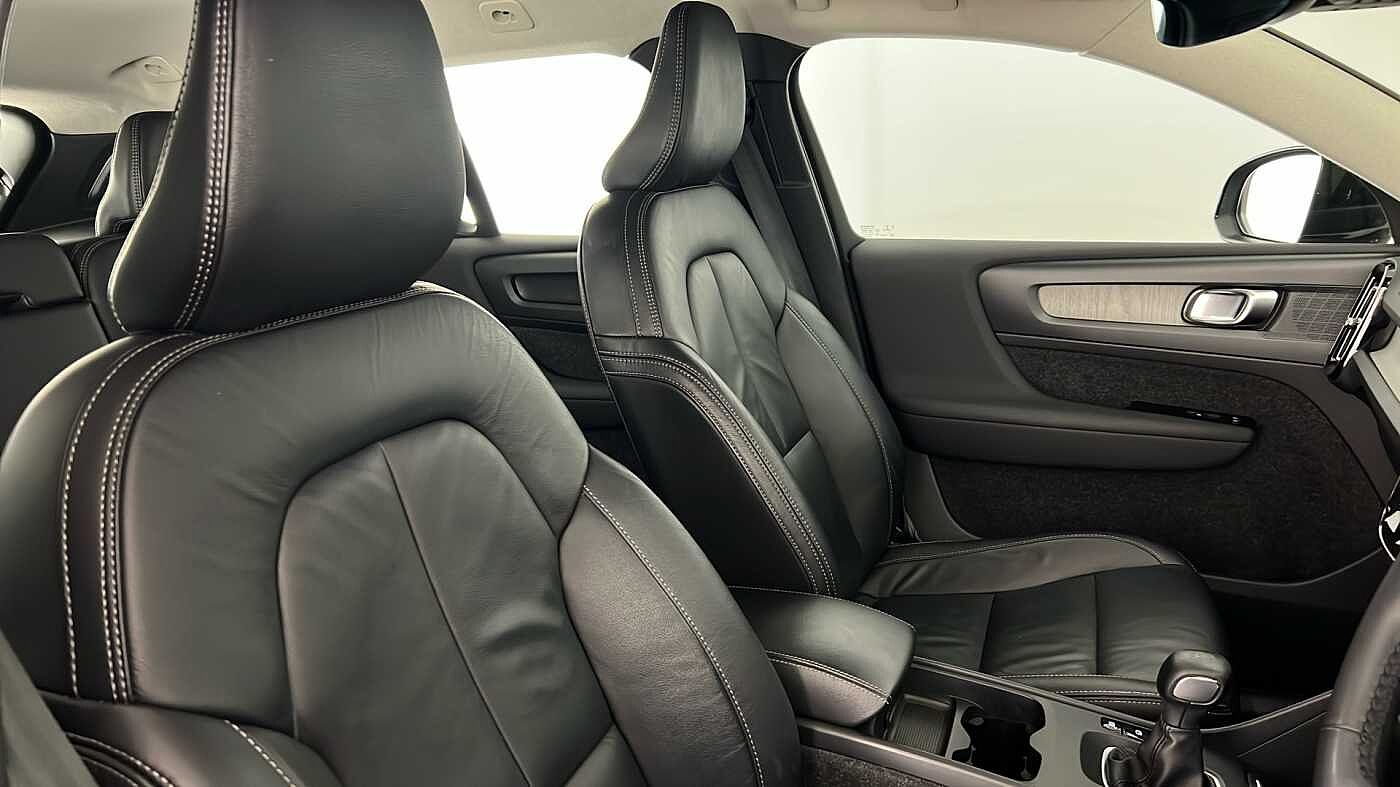 Used Volvo XC40 2022 for sale - 76556895: Photo 35