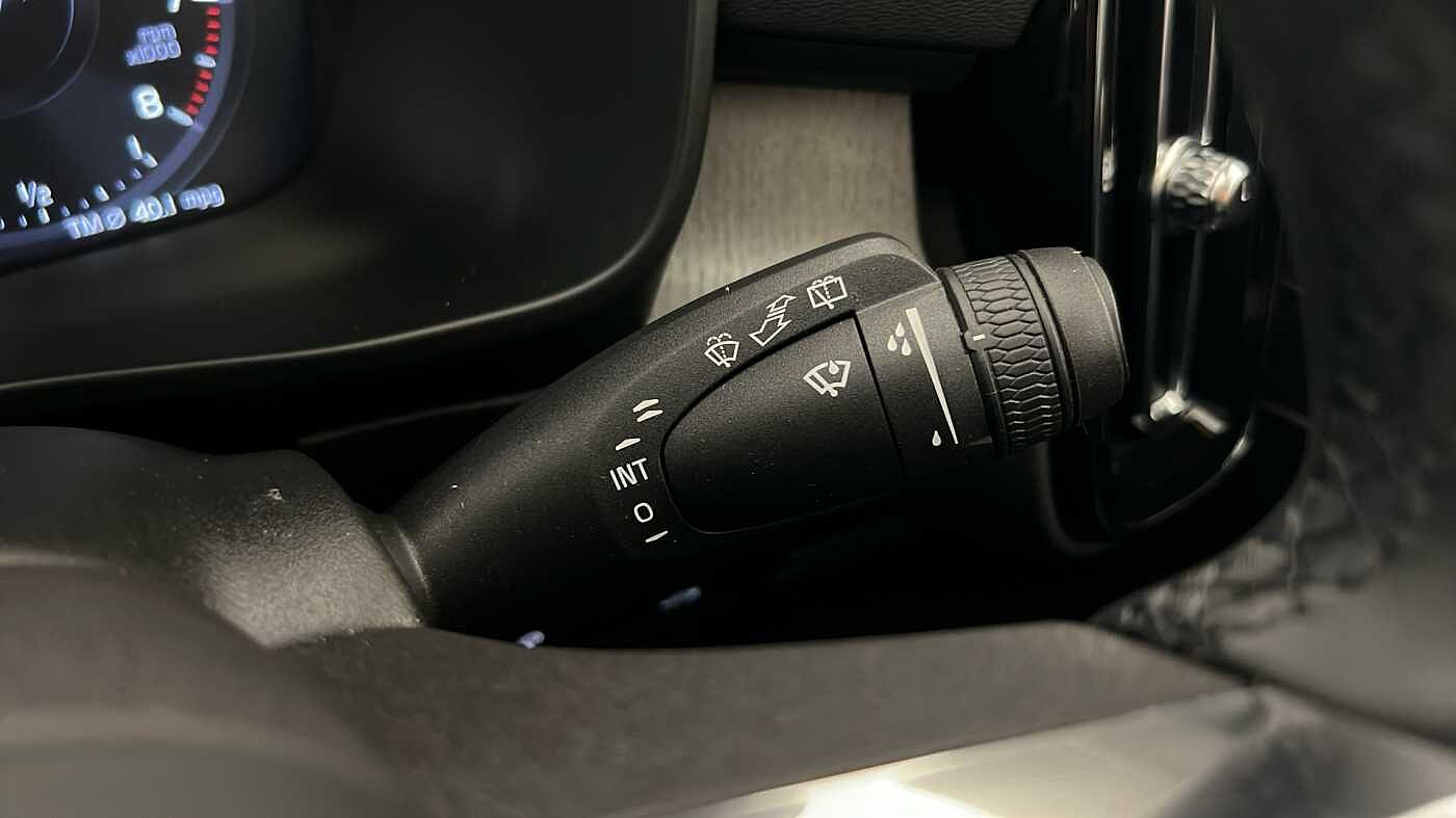 Used Volvo XC40 2022 for sale - 76556895: Photo 38