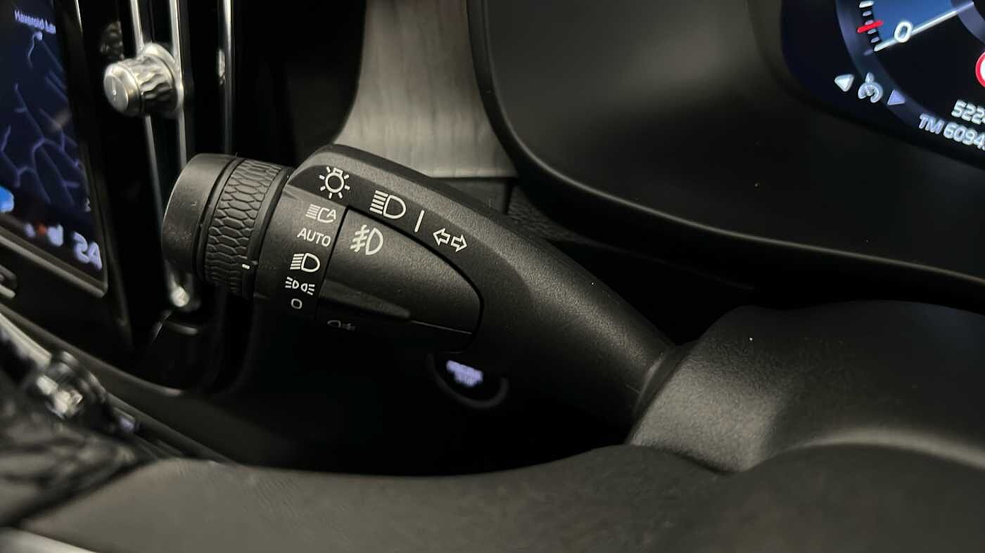 Used Volvo XC40 2022 for sale - 76556895: Photo 39