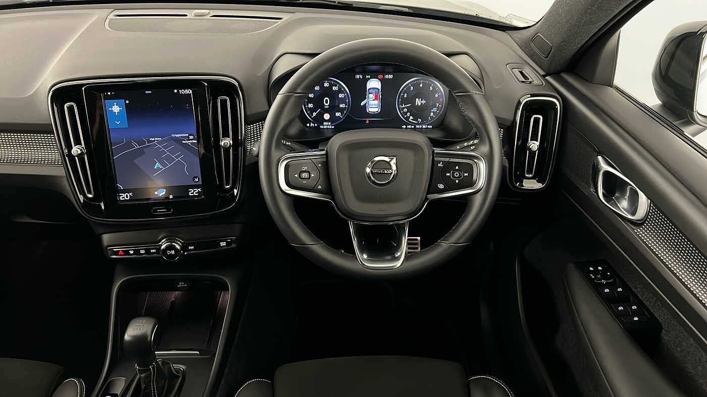 Used Volvo XC40 2022 for sale - 76854657: Photo 10