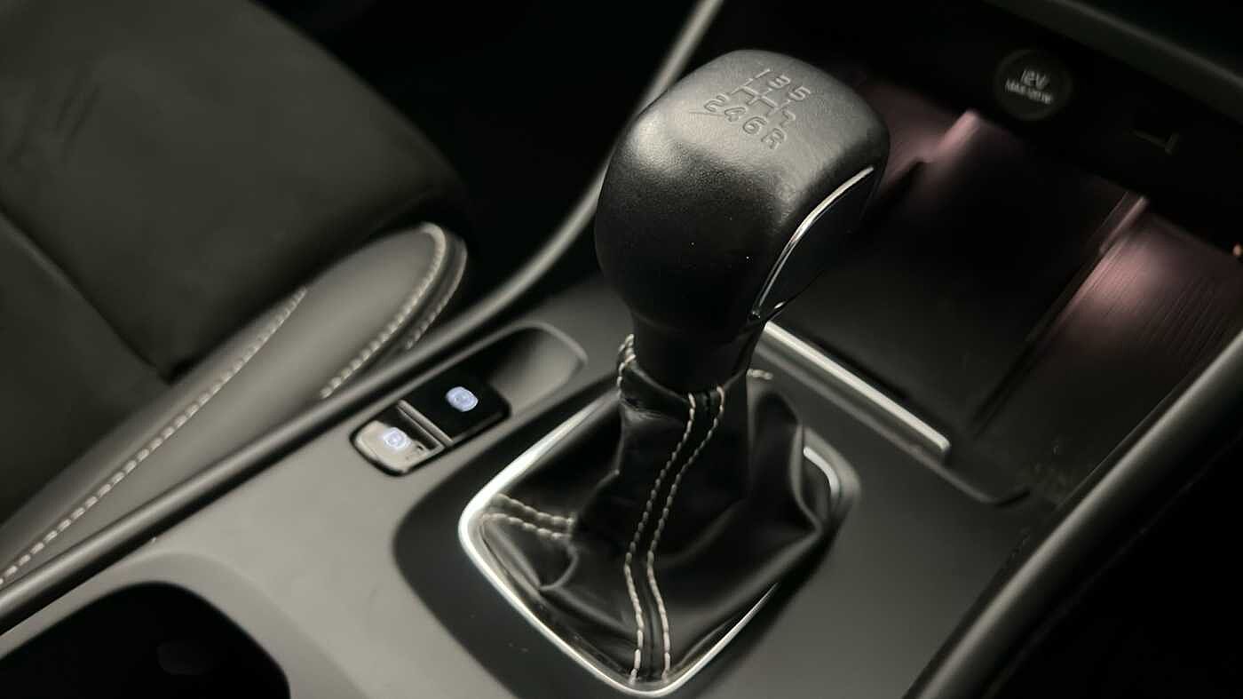 Used Volvo XC40 2022 for sale - 76854657: Photo 14