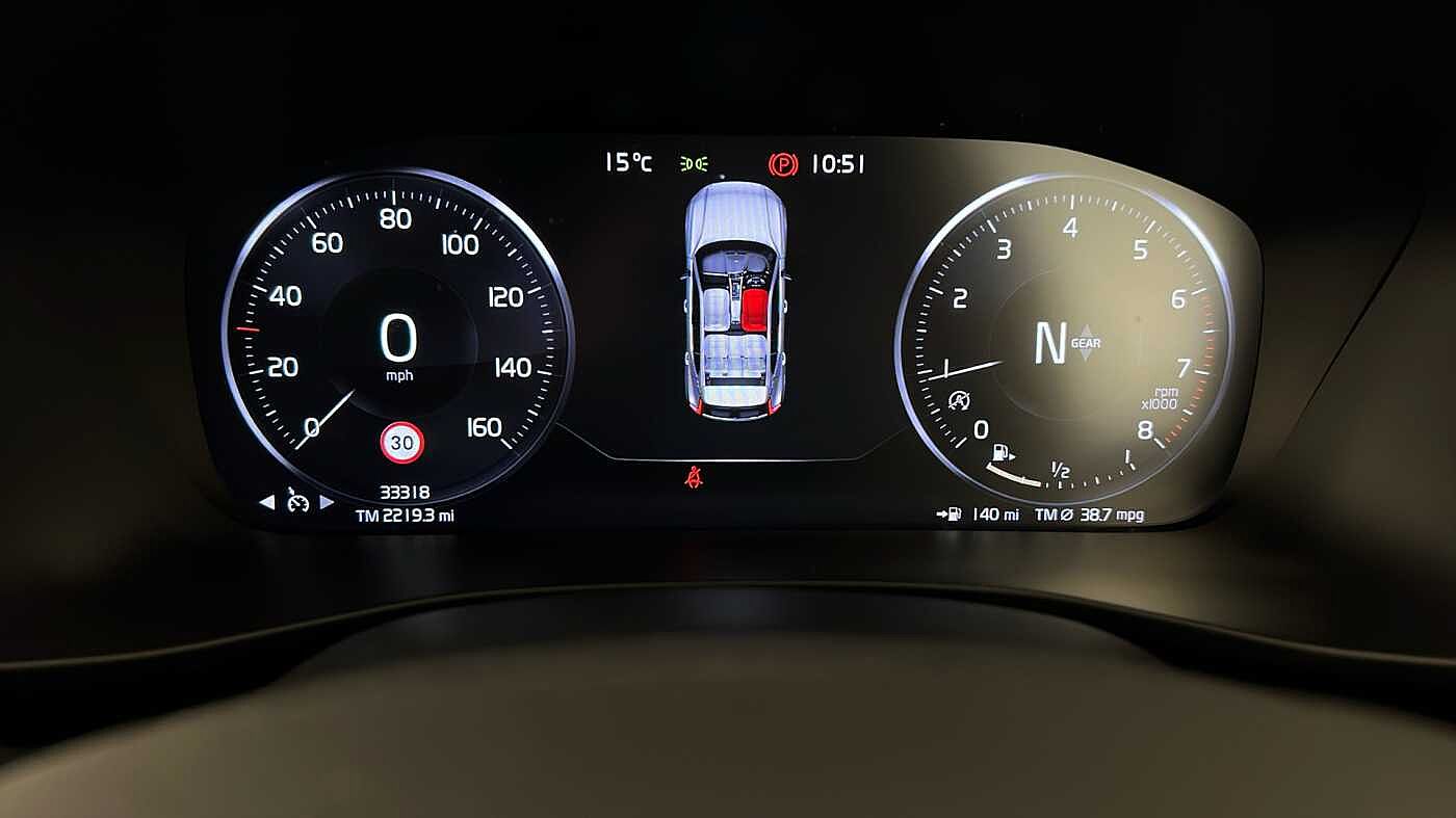 Used Volvo XC40 2022 for sale - 76854657: Photo 15