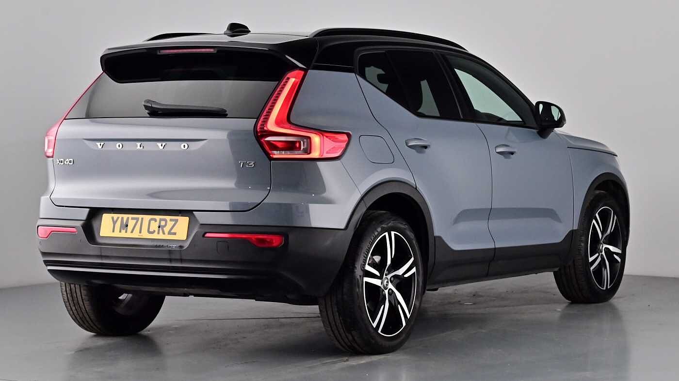 Used Volvo XC40 2022 for sale - 76854657: Photo 2