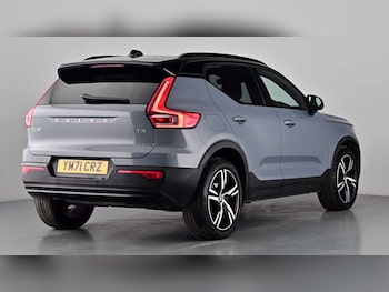 Used Volvo XC40 2022 for sale - 76854657: Photo