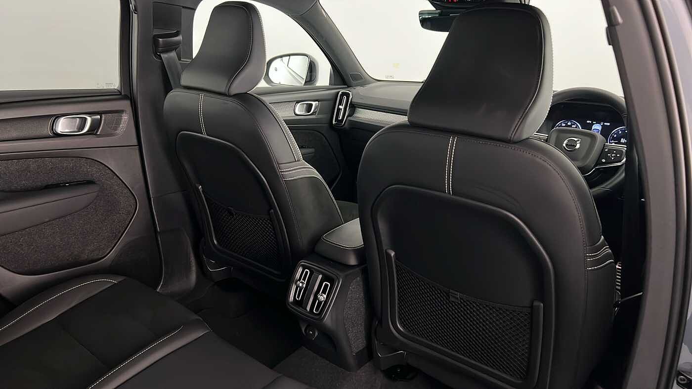 Used Volvo XC40 2022 for sale - 76854657: Photo 31