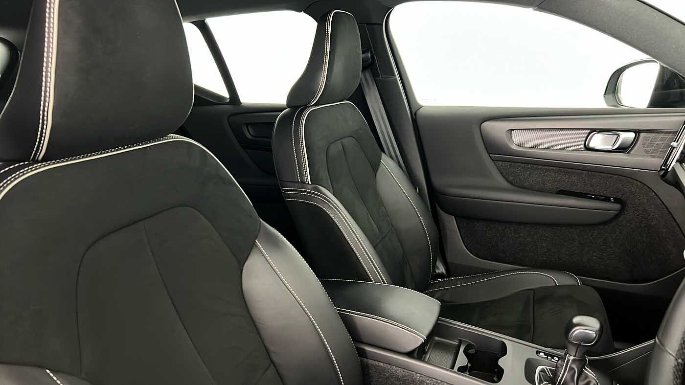 Used Volvo XC40 2022 for sale - 76854657: Photo 34