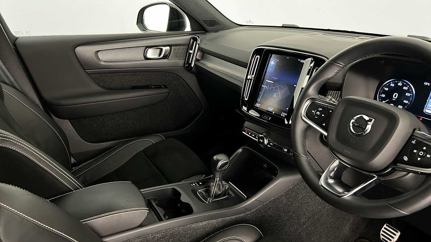 Used Volvo XC40 2022 for sale - 76854657: Photo 35