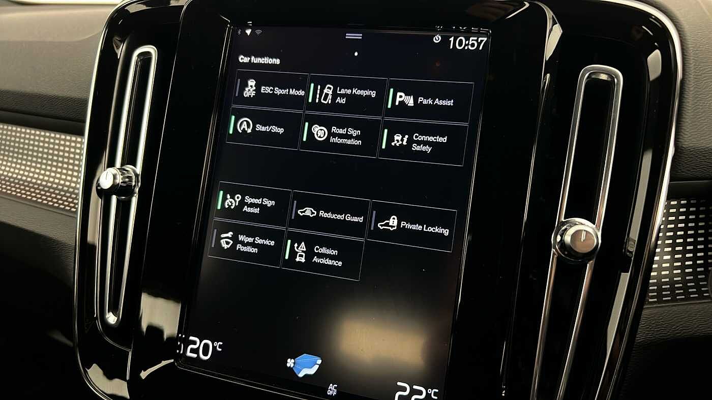 Used Volvo XC40 2022 for sale - 76854657: Photo 41