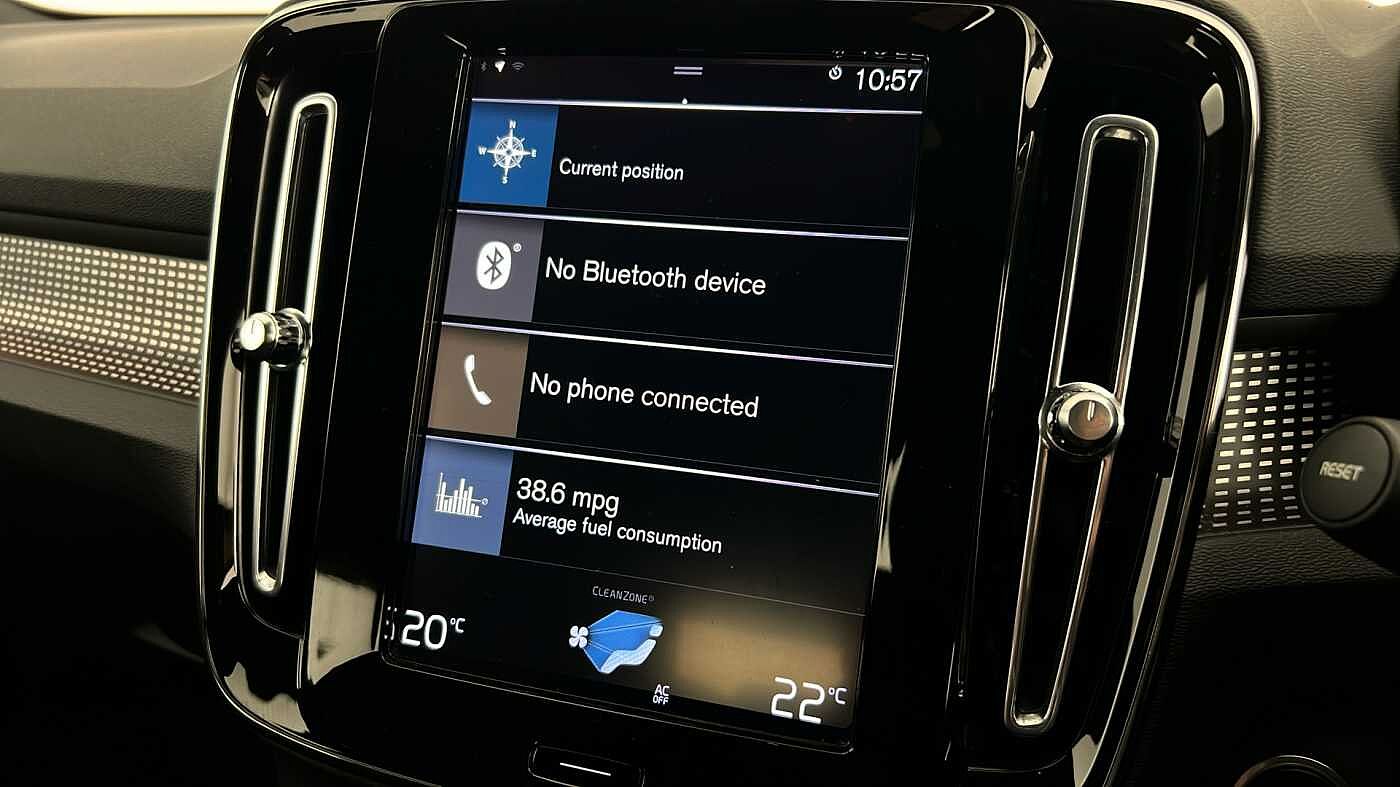 Used Volvo XC40 2022 for sale - 76854657: Photo 42