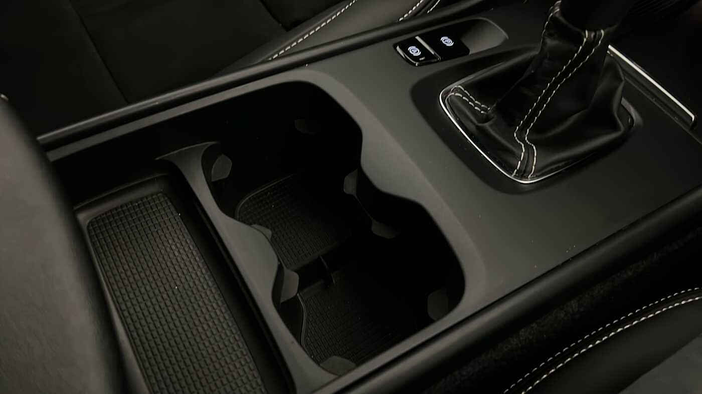 Used Volvo XC40 2022 for sale - 76854657: Photo 44