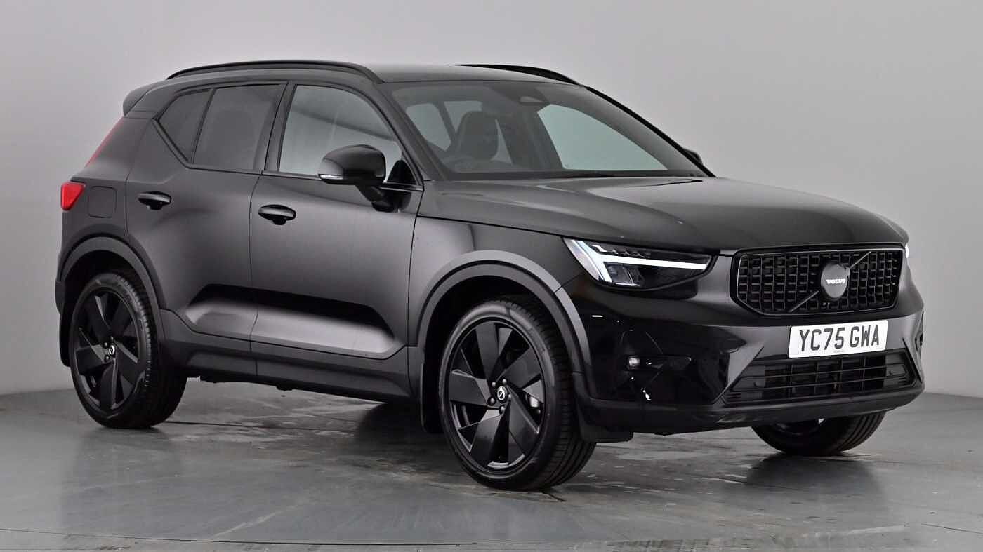 Used Volvo XC40 2025 for sale - 77532080: Photo 1
