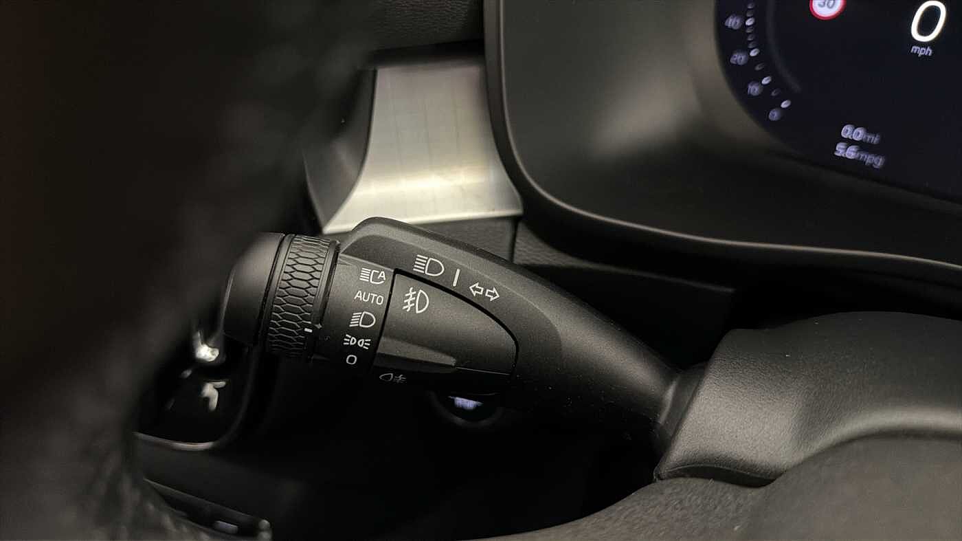 Used Volvo XC40 2025 for sale - 77532080: Photo 37