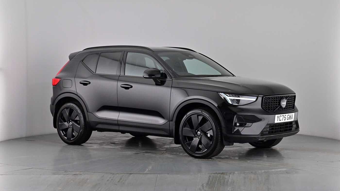 Used Volvo XC40 2025 for sale - 77532080: Photo 77