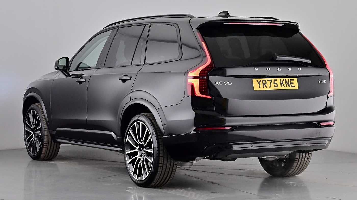 Used Volvo XC90 2025 for sale - 76404766: Photo 2