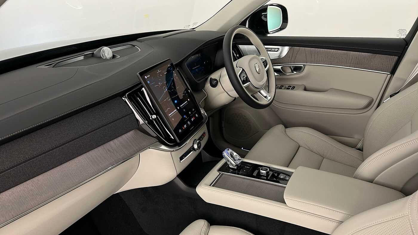 Used Volvo XC90 2025 for sale - 76404766: Photo 3