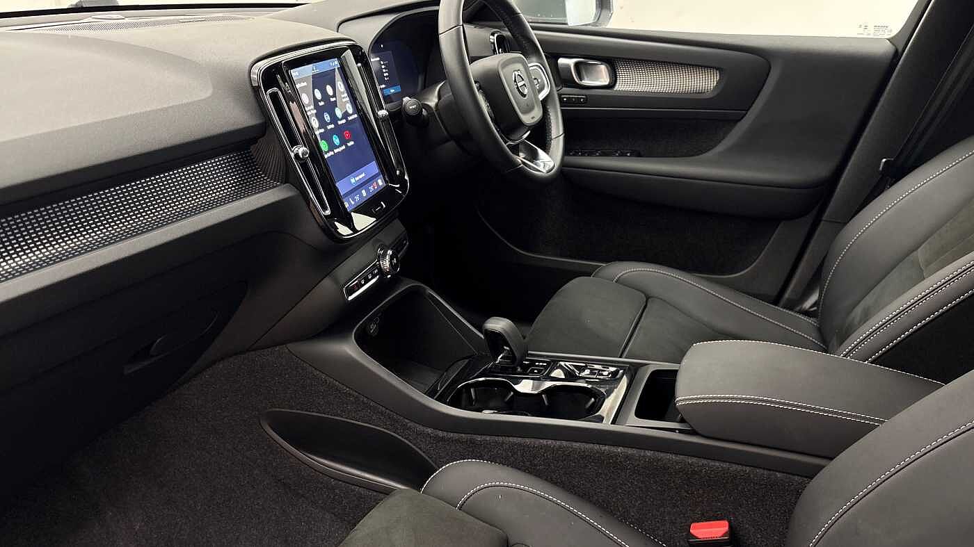 Used Volvo XC40 2025 for sale - 77702742: Photo 3