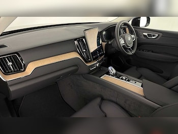 Used Volvo XC60 2026 for sale - 77434904: Photo