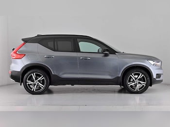 Used Volvo XC40 2018 for sale - 79418566: Photo