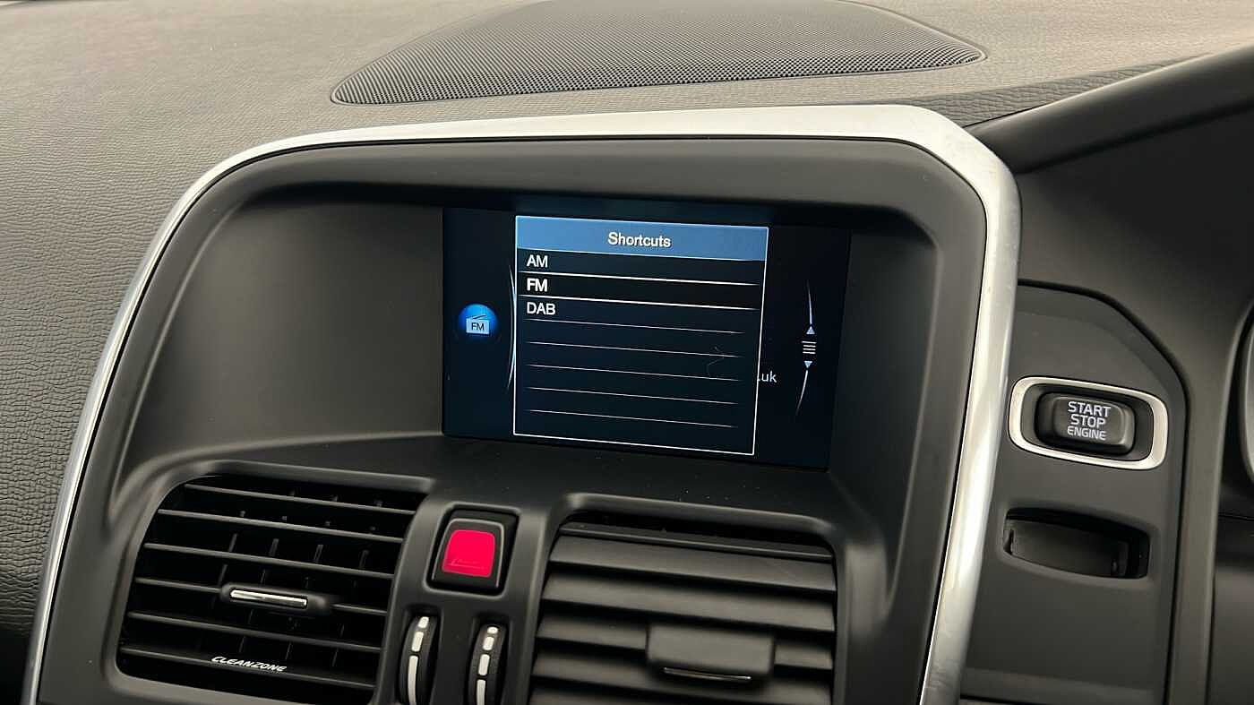 Used Volvo XC60 2016 for sale - 76568050: Photo 37