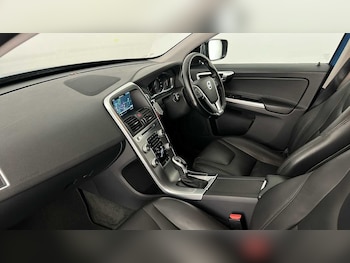 Used Volvo XC60 2016 for sale - 76568050: Photo