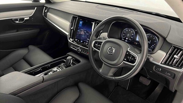 Used Volvo V90 2020 for sale - 76244538: Photo 3