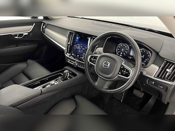 Used Volvo V90 2020 for sale - 76244538: Photo 3