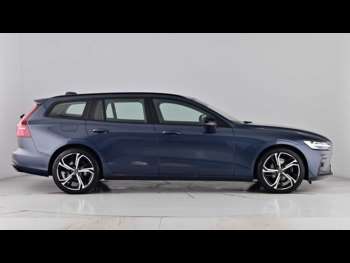 Used Volvo V60 2022 for sale - 74929493: Photo