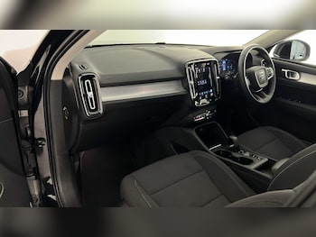 Used Volvo XC40 2022 for sale - 76344167: Photo