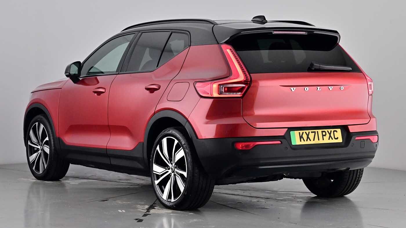 Used Volvo XC40 2021 for sale - 76556779: Photo 2