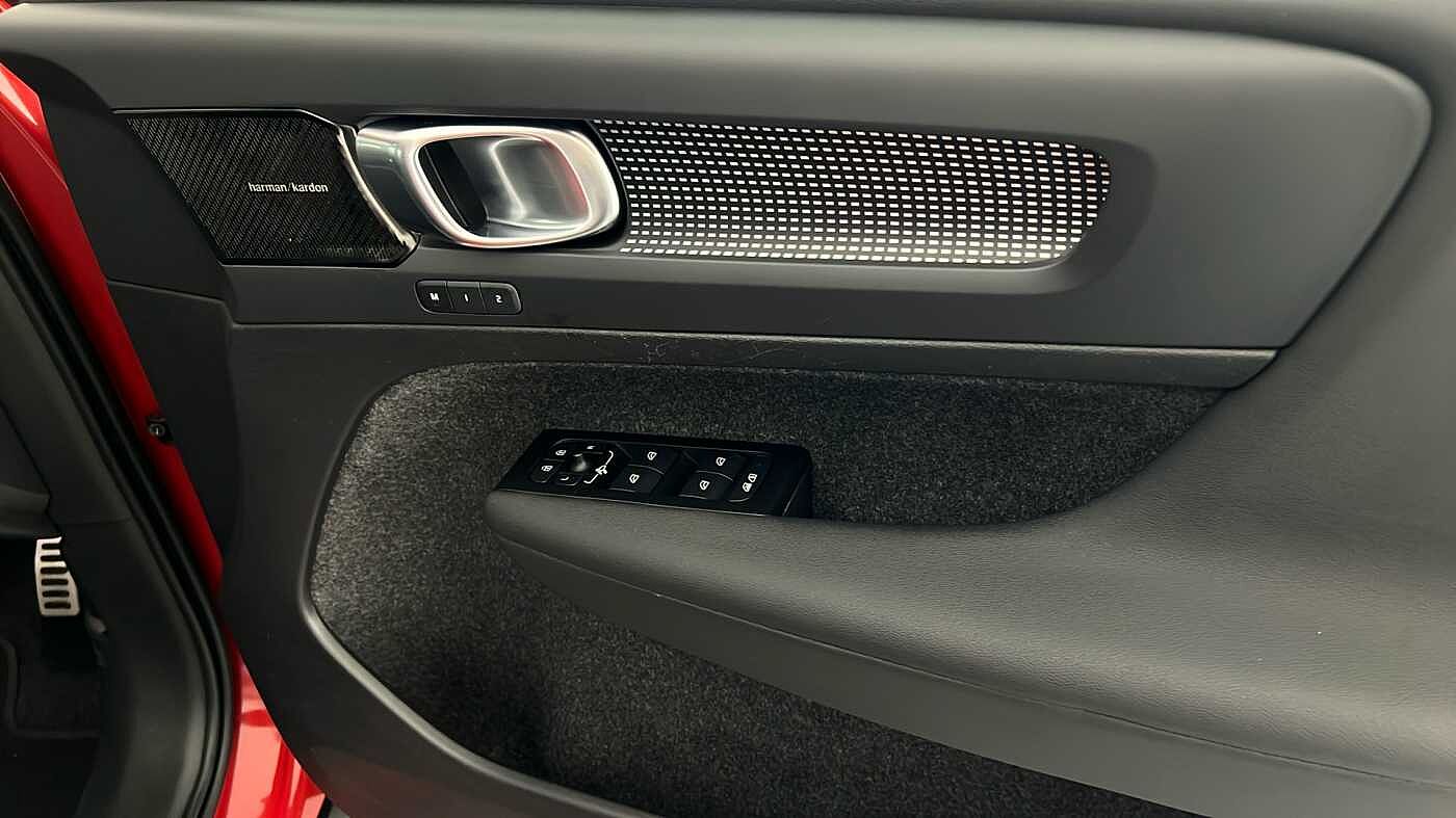 Used Volvo XC40 2021 for sale - 76556779: Photo 33