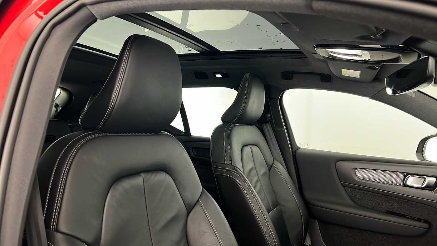 Used Volvo XC40 2021 for sale - 76556779: Photo 35