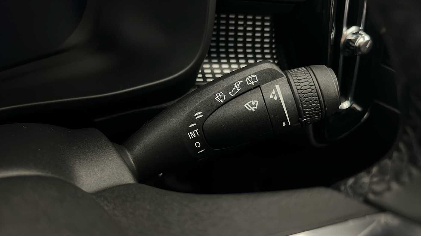 Used Volvo XC40 2021 for sale - 76556779: Photo 39