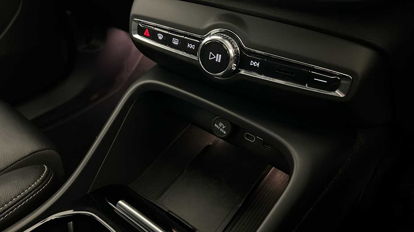 Used Volvo XC40 2021 for sale - 76556779: Photo 45