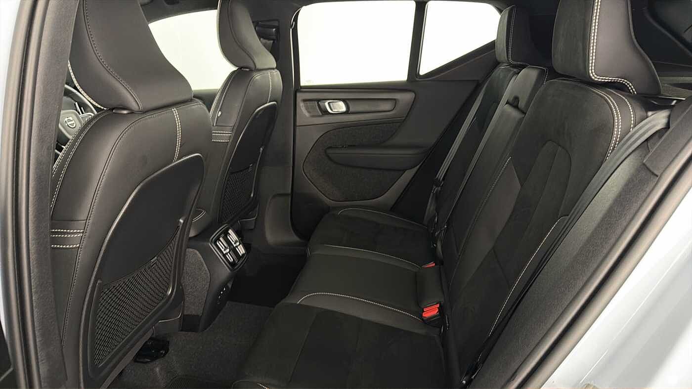 Used Volvo XC40 2023 for sale - 77312366: Photo 13